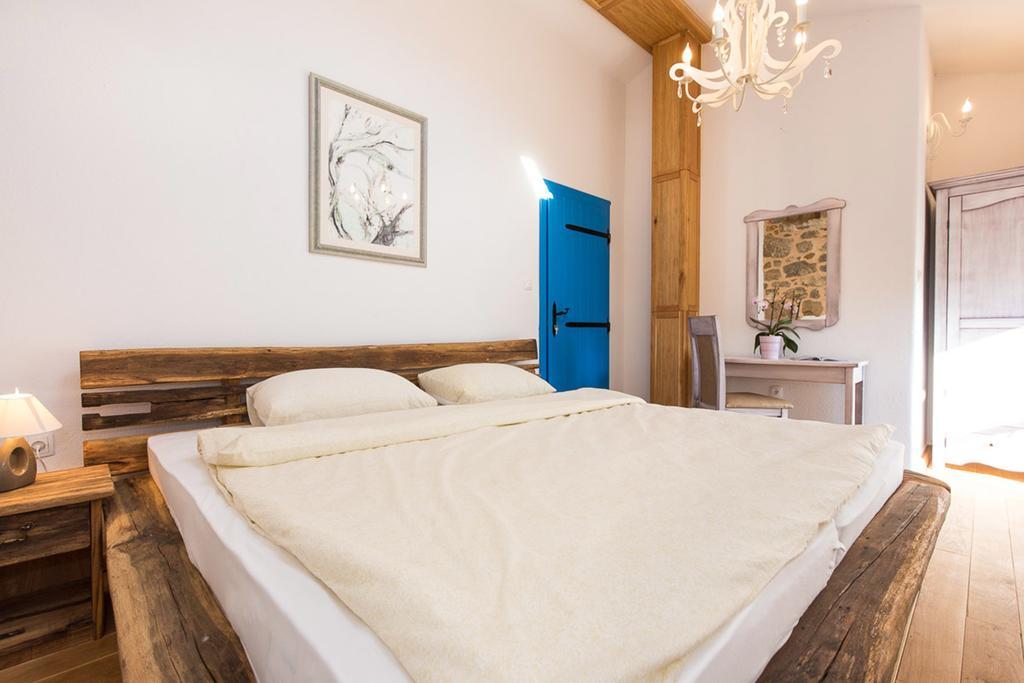 Villa Marevic Vrh  Экстерьер фото